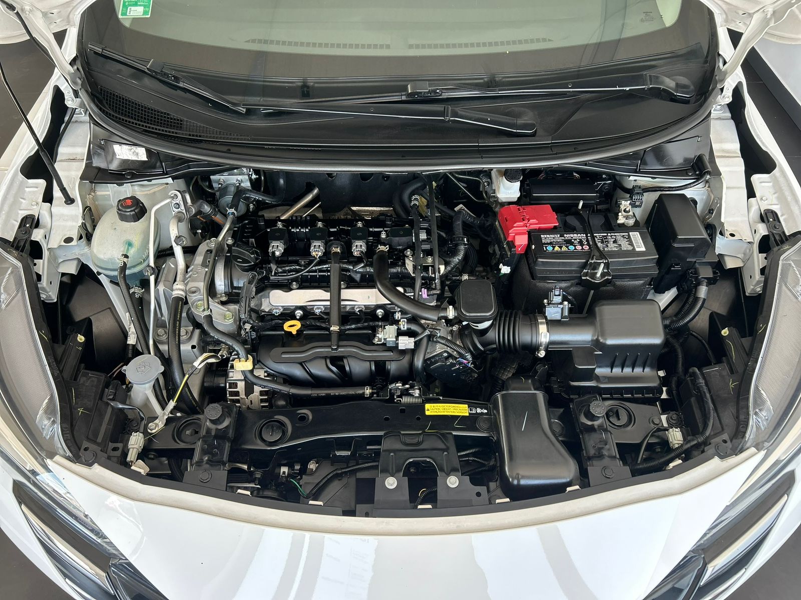 2024 Nissan Versa Base