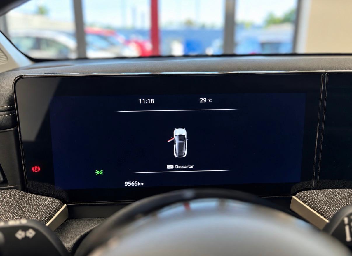 2025 Nissan Kicks Base