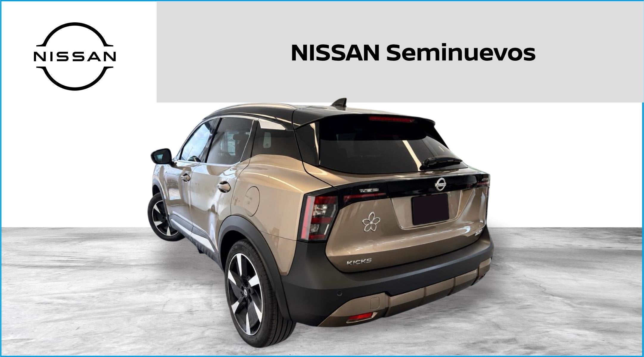 2025 Nissan Kicks Base