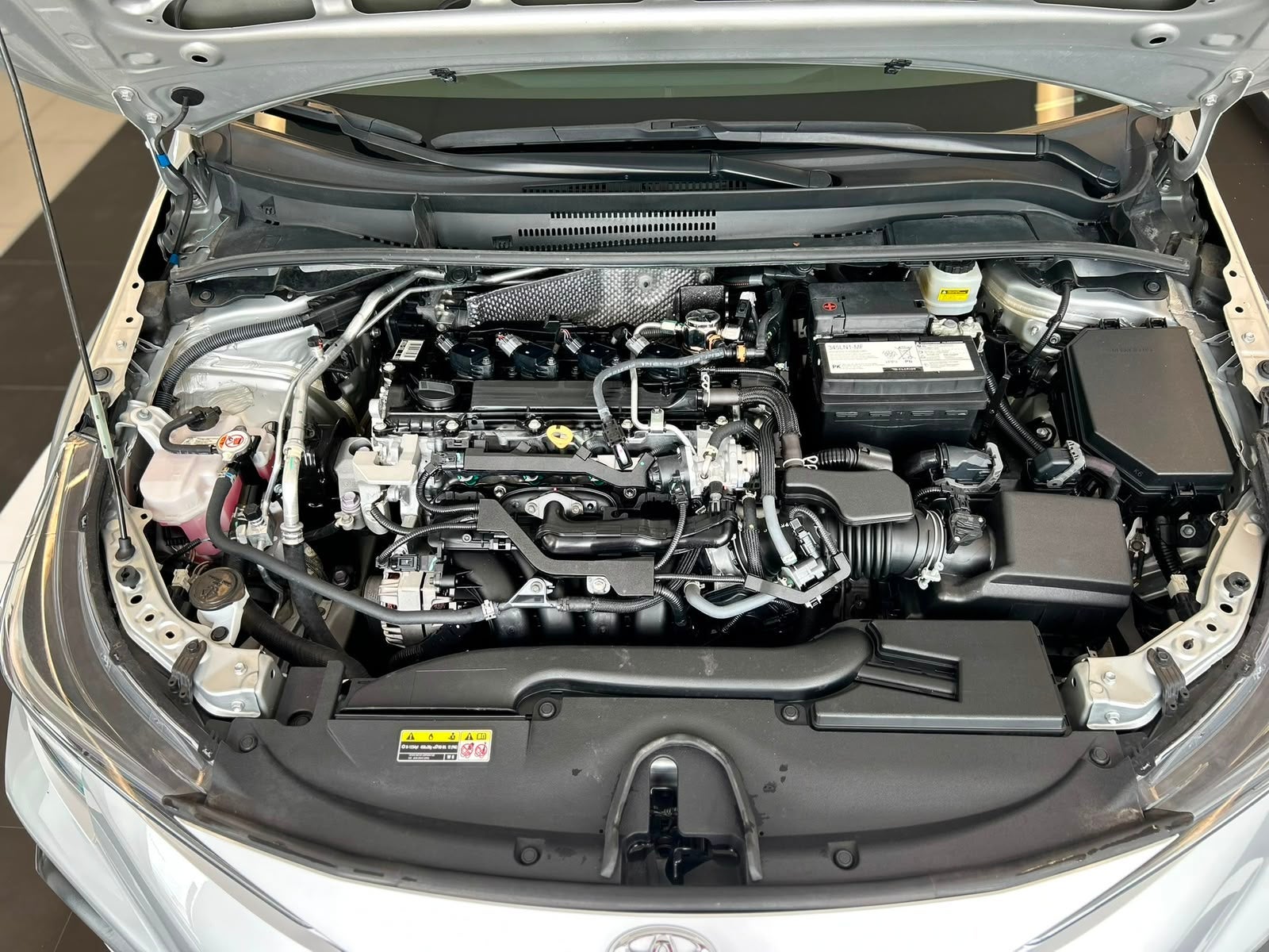 2024 Toyota Corolla SE, L4, 2.0L, 168 CP, 4 PUERTAS, AUT
