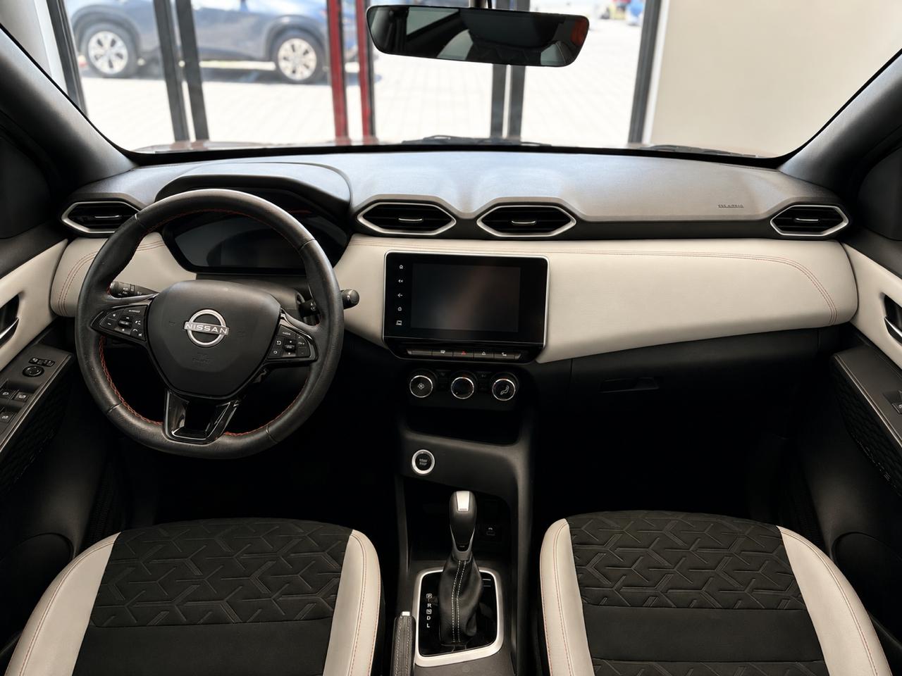 2025 Nissan Magnite Base
